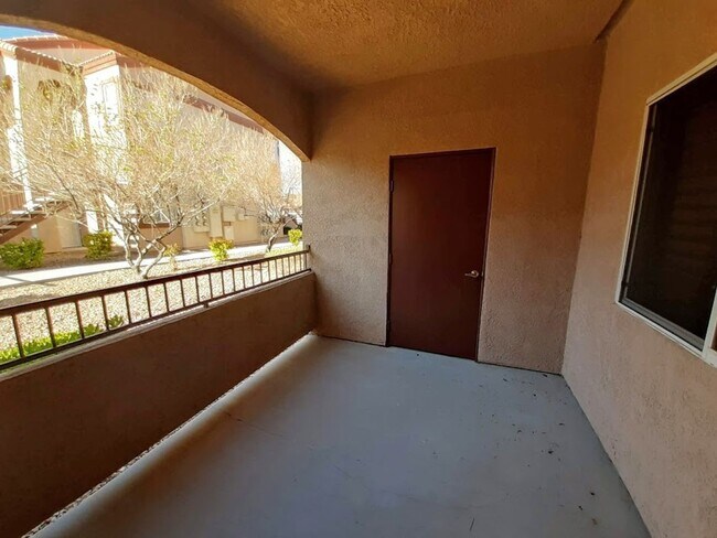 Photo - 2 BED/ 2 BATH CONDO LOCATED IN THE SOUTHWEST!