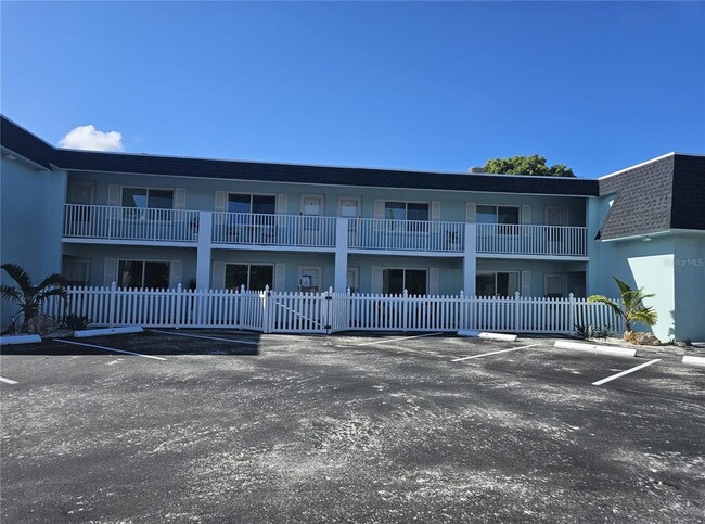Building Photo - 350 73rd Ave Unit 6
