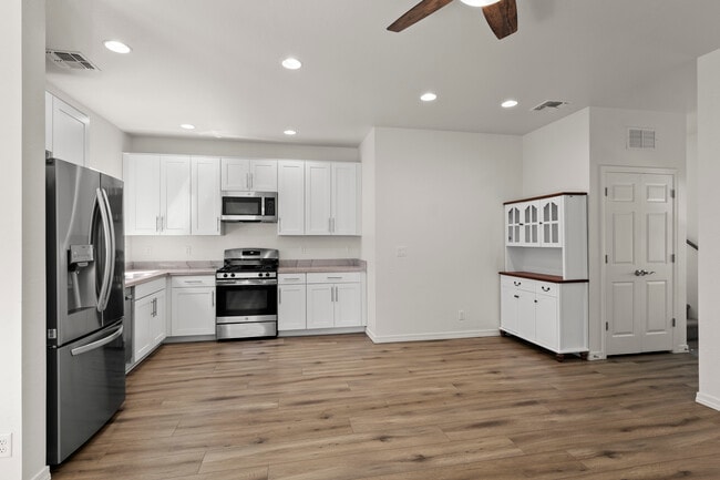 3001 E Butler Ave