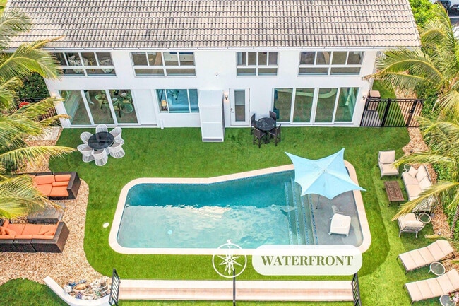 Building Photo - 1824 S Ocean Dr Unit 1-3