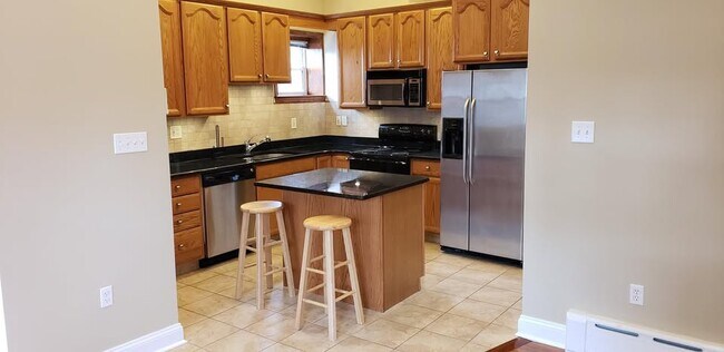 Photo - 603 A St Unidad C