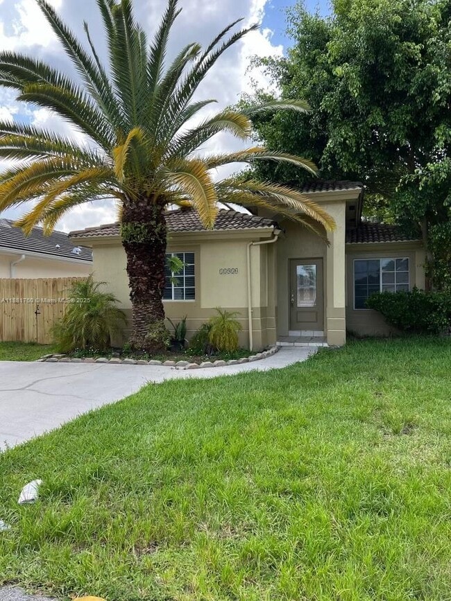 Building Photo - 13950 SW 151st Ct Rental