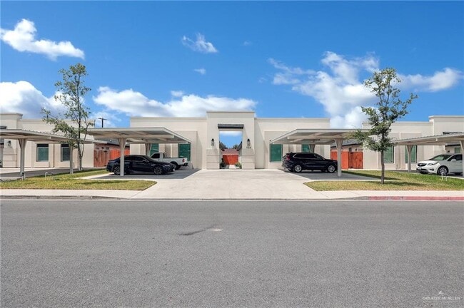 1104 Sugar Gdn Ave
