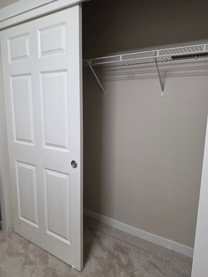 Photo - 630 Hamlin Pl