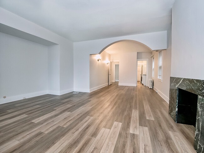 Photo - 1430 Severn St Unit 1430