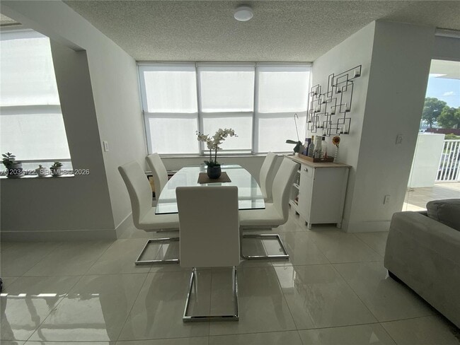 Photo - 1200 NE Miami Gardens Dr Unit 206W