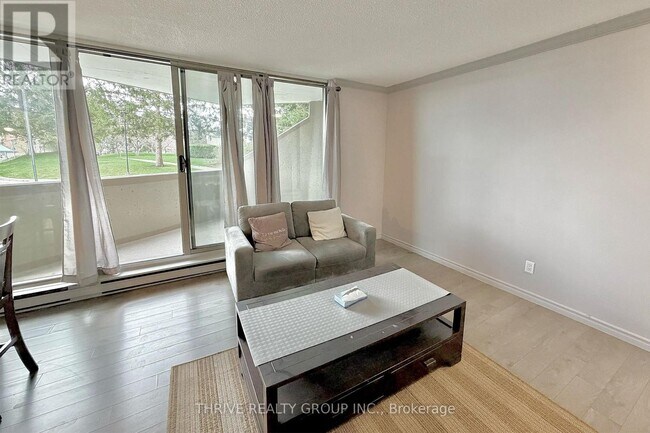 Photo - 1103 Jalna Blvd Unité 111