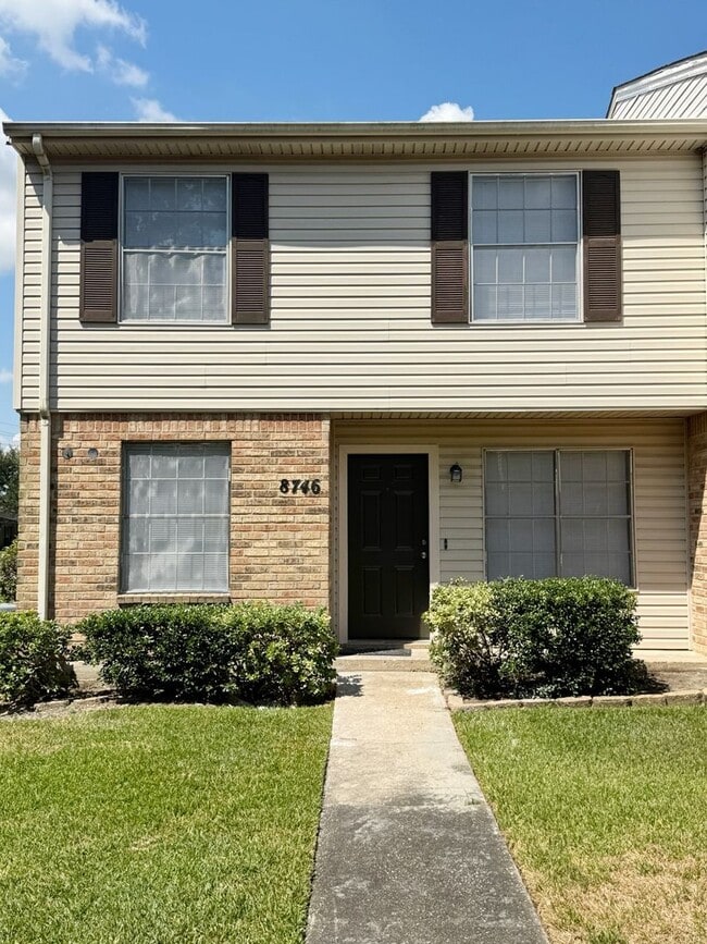 Building Photo - 8746 Glen Meadow Ln Rental