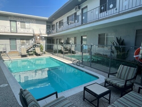 Photo - 1405 Amherst Ave