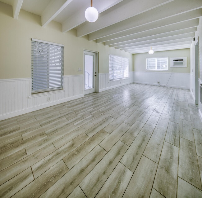 Photo - 1520 Lake Ave Unit 3a