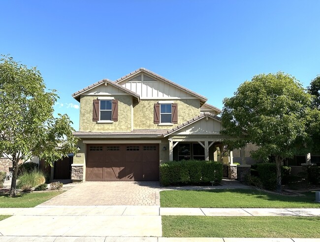 Building Photo - Stunning Elliot Groves home in Morrison Ranch. 4 bed+ 2 offices + loft