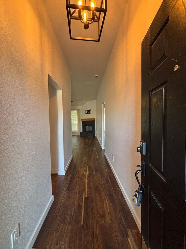 Photo - 1117 Marcia Ln