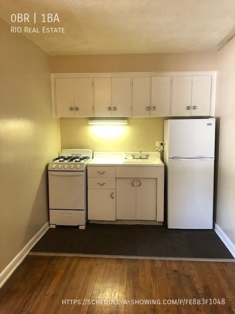 Photo - Spacious Studio in PRIME Location in Chee...