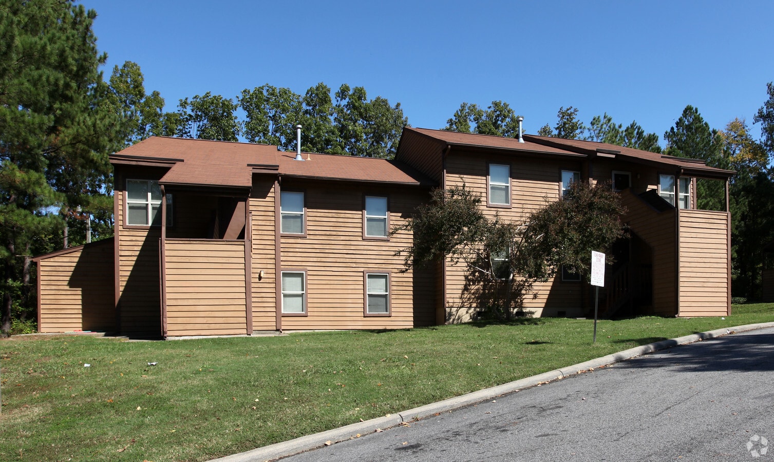 Photo - Lynnhaven Apartments