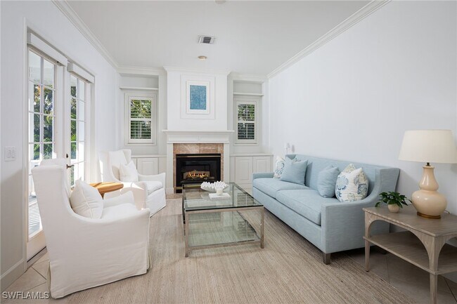 Building Photo - 155 1st Ave S