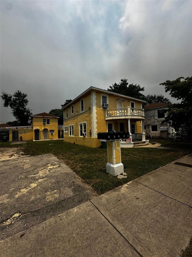 Photo - 1925 NW 56th St