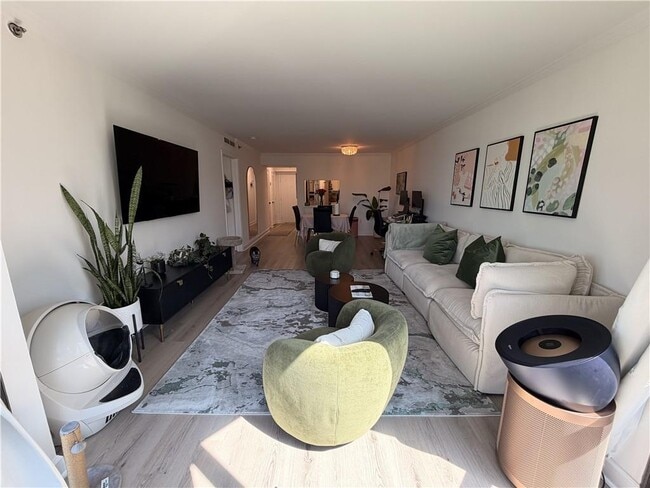 Photo - 2870 Pharr Ct S Northwest Unit 1009