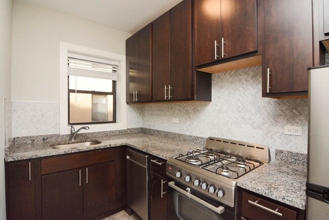 Photo - 459 W Belden Ave Unit 101A