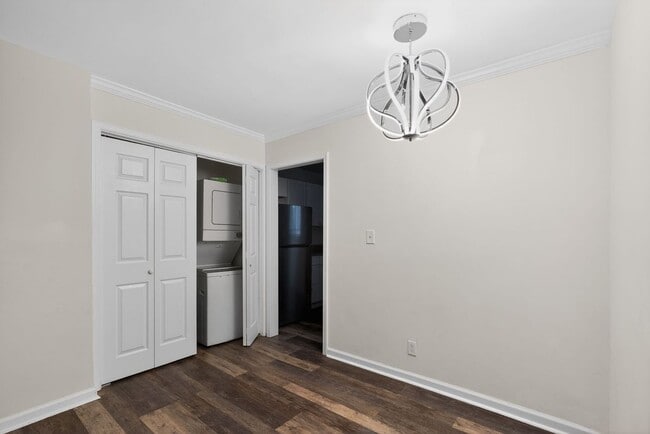 Photo - 2520 Peachwood Cir NE