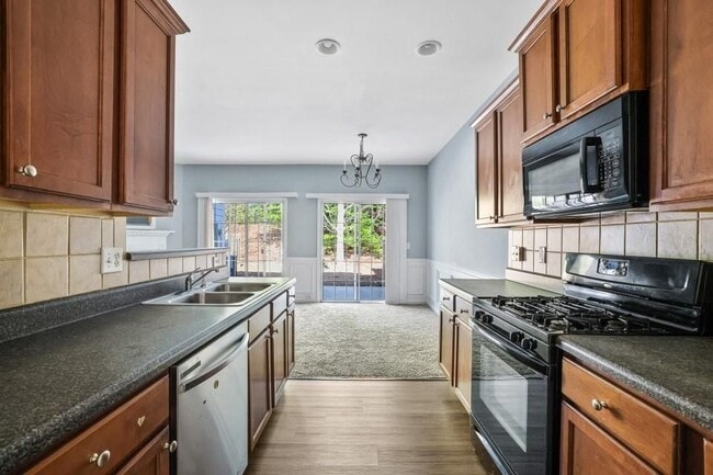 Photo - 2872 Cross Creek Ct