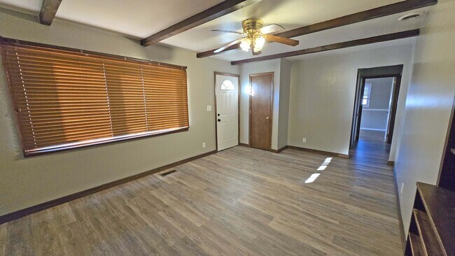 Photo - 217 Carnegie Ave