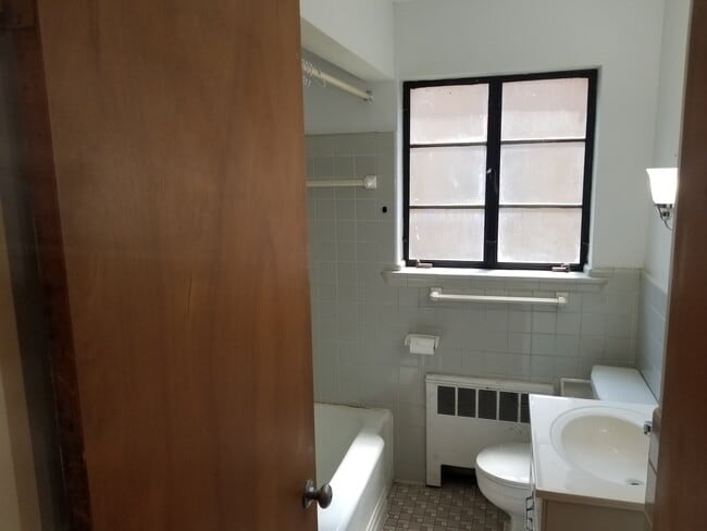 Photo - 6118 Dryden Ave Unit 2