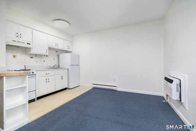 Photo - 445 Hope St Unit 2