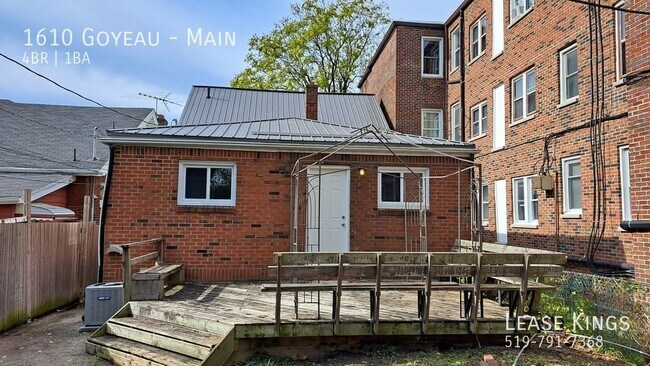 Photo - Completely Renovated 4 Bedroom 1 Bathroom Main Floor Unit Unit Main