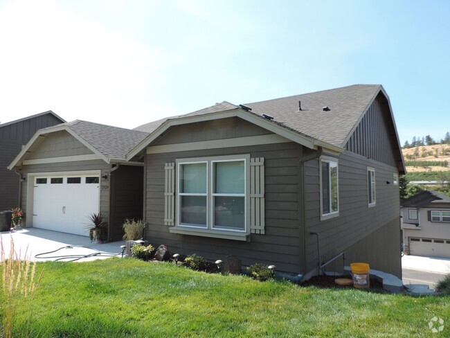 Building Photo - The Dalles - 3 Bedroom 2 Bath Home