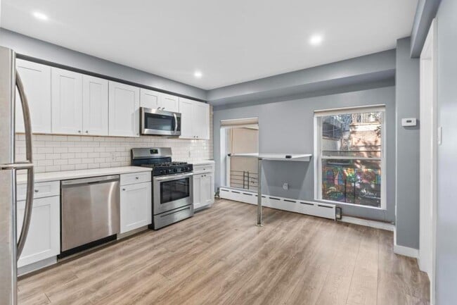 Building Photo - 1 bedroom in New York NY 10011 Unit 1
