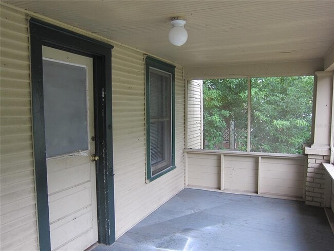 Photo - 720 NW 22nd Ave