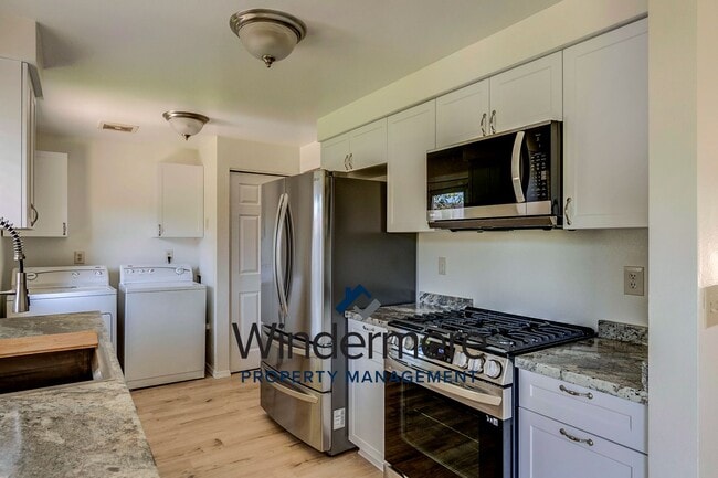 Photo - 2 Bed 1 Bath House W/ Garage