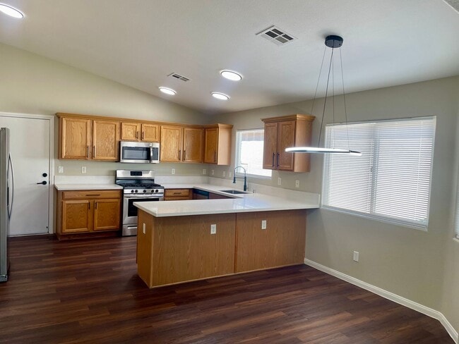 Photo - BEAUTIFUL SINGLE STORY HOME IN GATED COMMUNITY OF STALLION MOUNTAIN