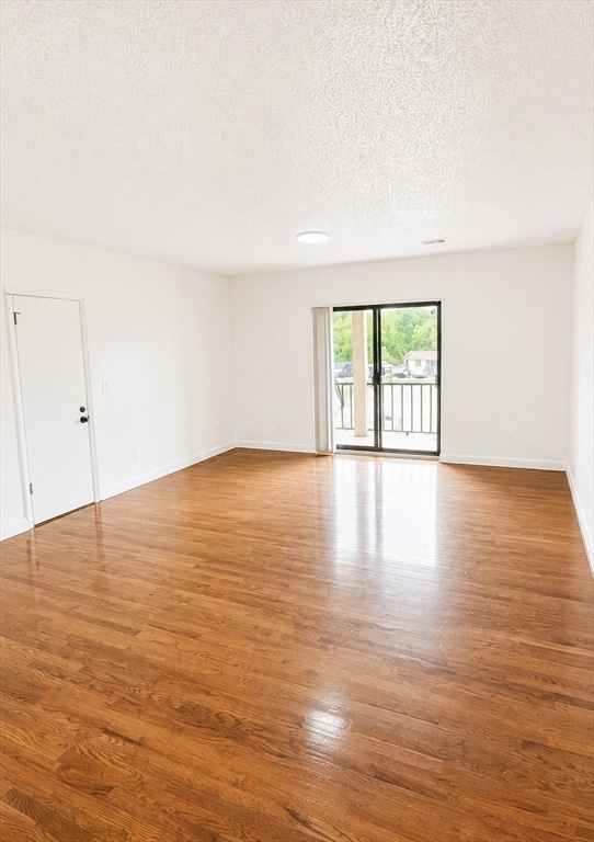 Photo - 685 Oak St Unit 7
