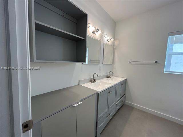 Photo - 10521 SW 180th St