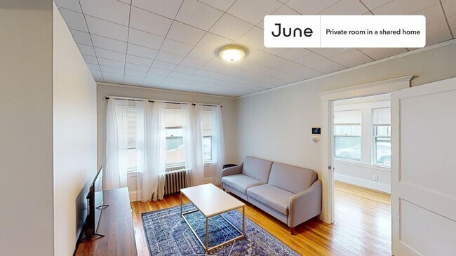 Photo - Room in Shared 3 bed/1 bath home Unit B