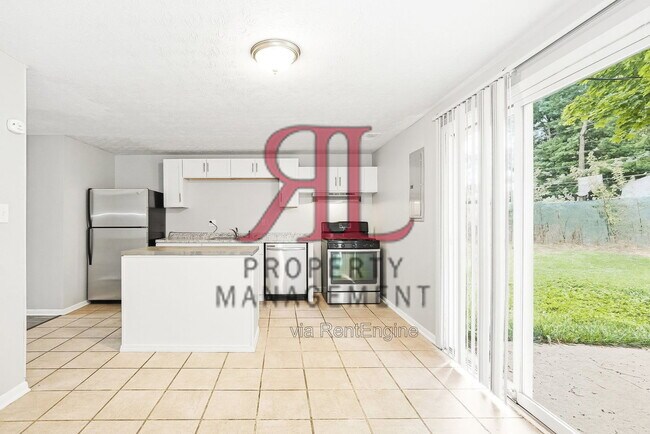 Photo - 771 Redford Ave