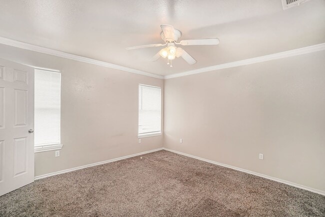 542 Mast Ct