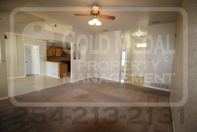 Photo - 109 Benjamin Cir