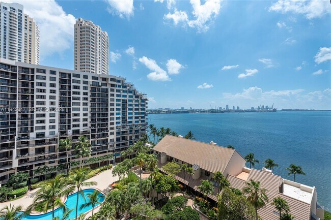 Photo - 520 Brickell Key Dr Unit A1102