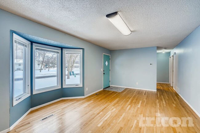 Photo - 6680 168th St W