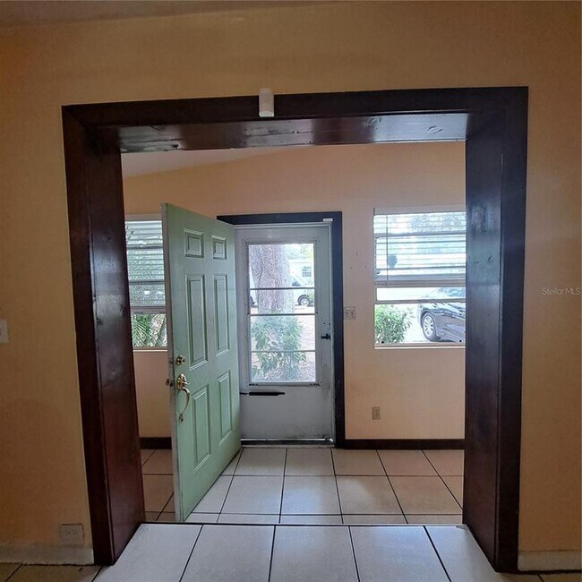 Photo - 627 61st Ave S