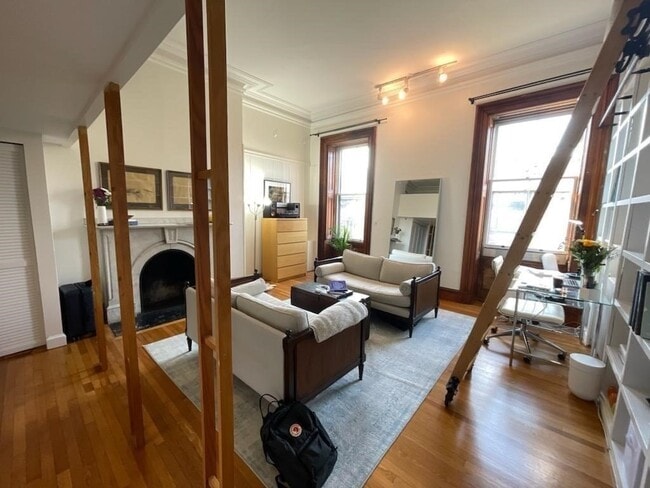 Photo - 228 Beacon St Unit 4A