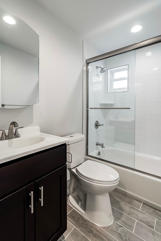 Photo - Village Arms Apartments