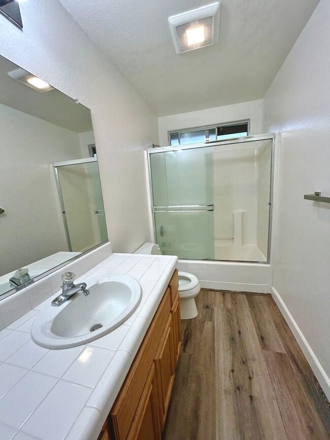 Photo - 1206 West St