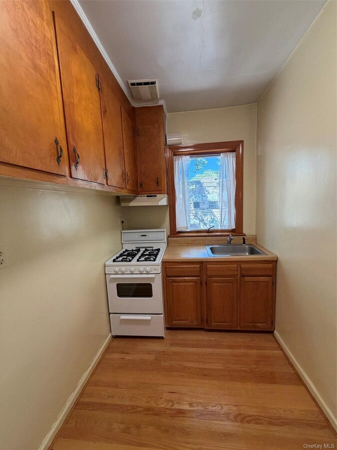 Photo - 1246 72nd St