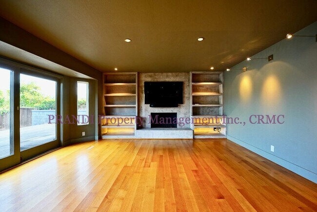 Photo - Sleek, Expansive, Designer Home with Priva...