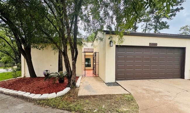 Building Photo - 20313 Sunny Shores Dr Unit B