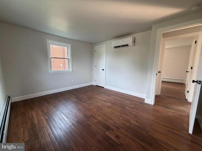 Photo - 1012 State Dr
