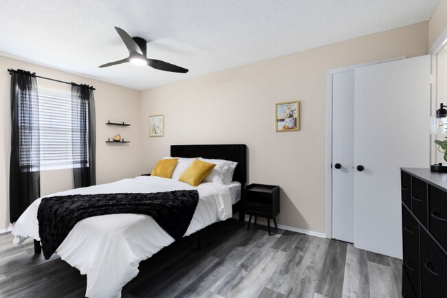 Photo - 1228 E Muriel St Unit 1228